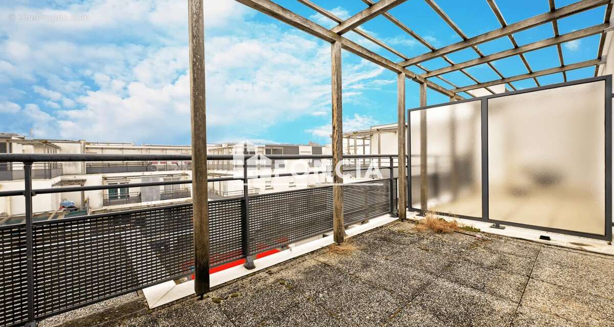 Appartement à CARRIERES-SOUS-POISSY