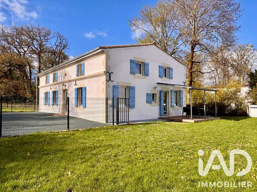 Photo 3 - Maison à MEDIS