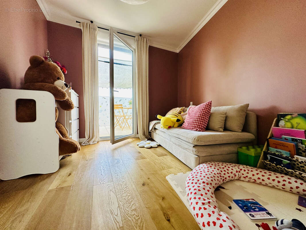 Appartement à LATTES