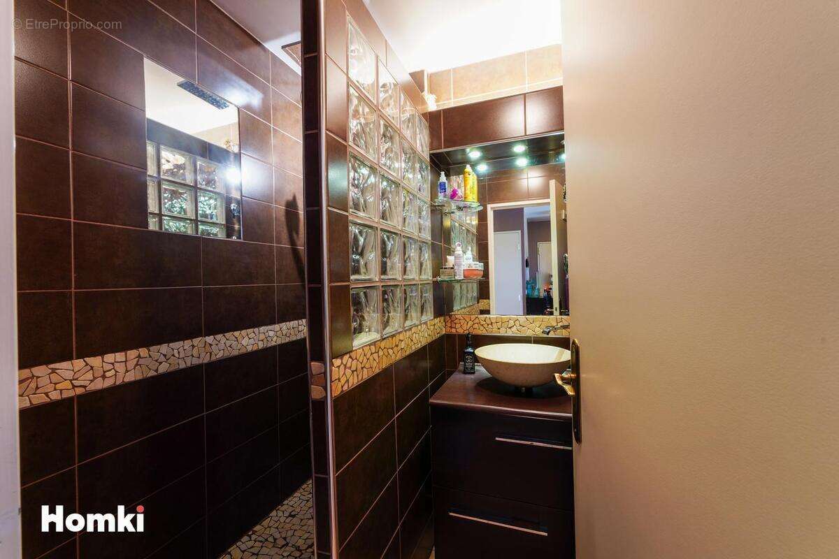 Appartement à MARSEILLE-13E