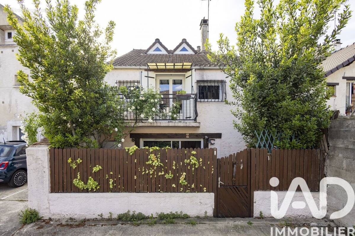 Photo 1 - Maison à LONGJUMEAU