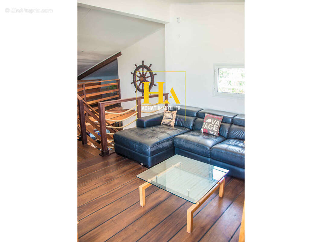 Villa 5 pièces de 145m² TERRE SAINTE - Quartier Lagon - photo 13