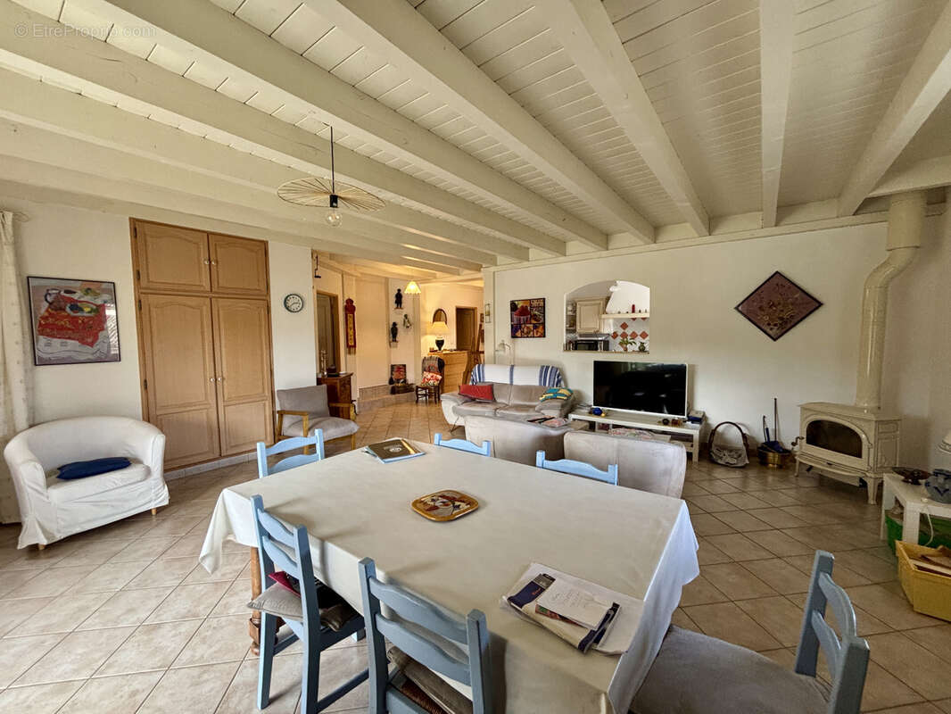 Maison à UPIE