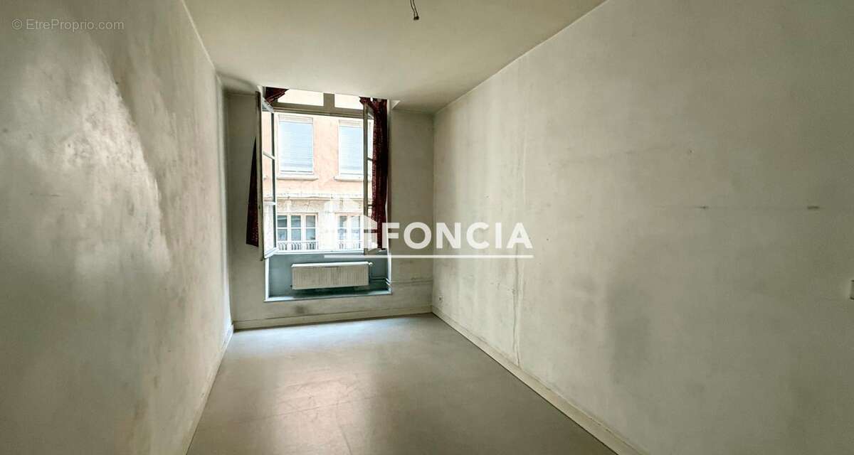 Rue imbert colomes / t2 - photo 4