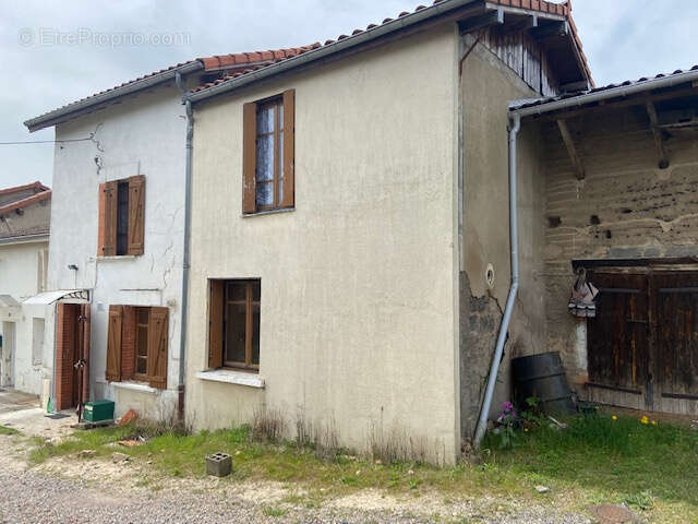 Maison à PUY-GUILLAUME