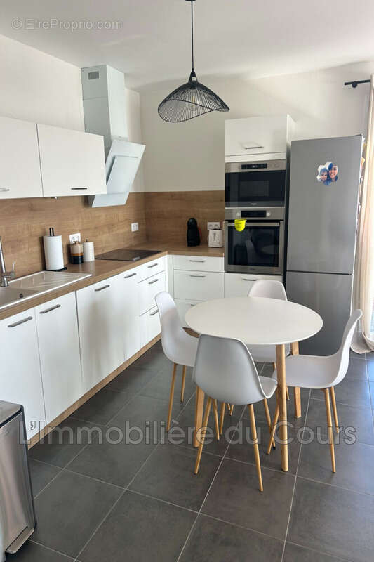 Appartement 62 m² à Port-De-Bouc  - photo 3