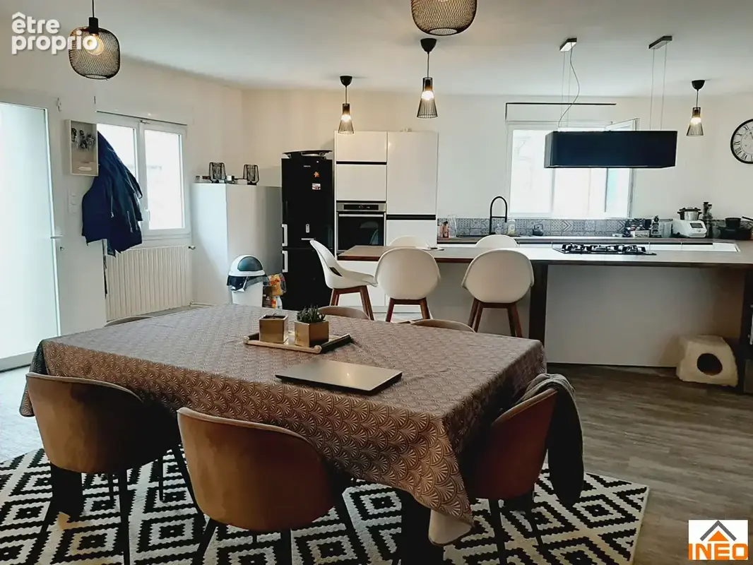 Maison Montreuil Le Gast 6 pièce(s) 245 m2 - photo 4