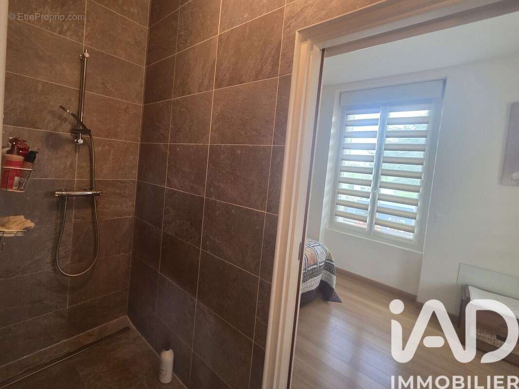 Photo 8 - Appartement à SAINT-FARGEAU-PONTHIERRY