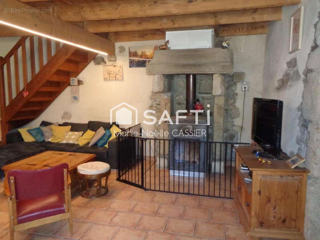 Photo 4 - Maison à ALBOUSSIERE