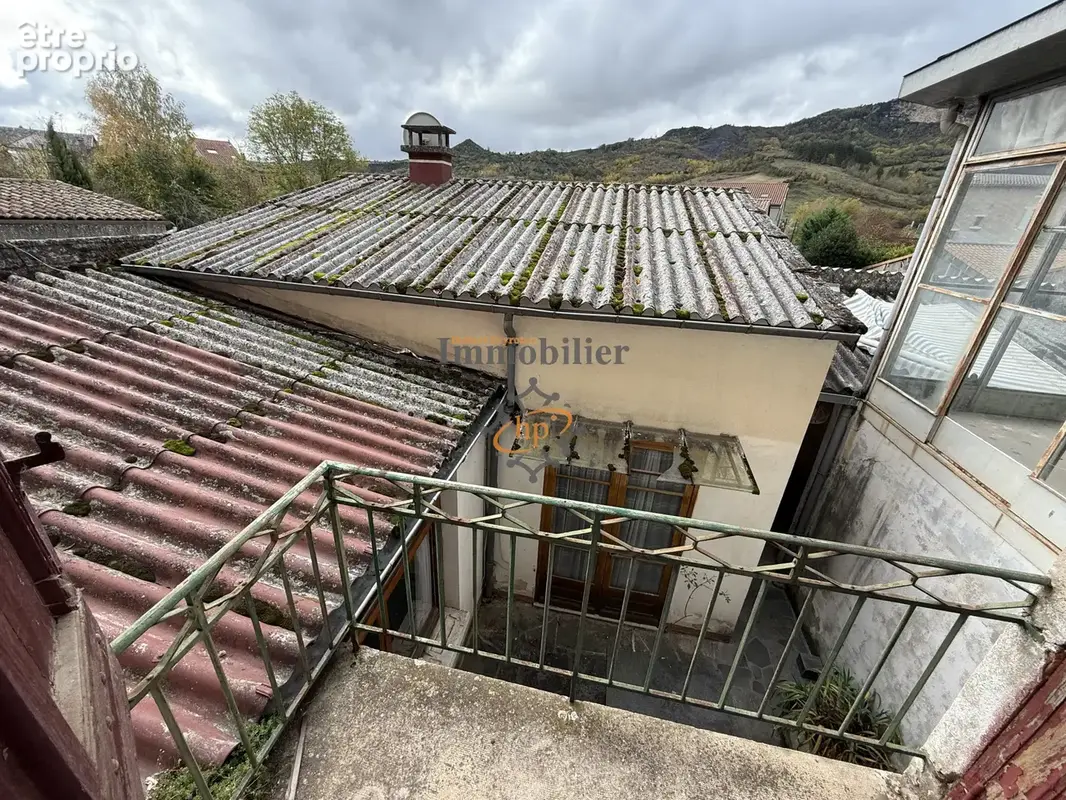 Vente appartements avec local commercial et garage Tournemire - photo 13