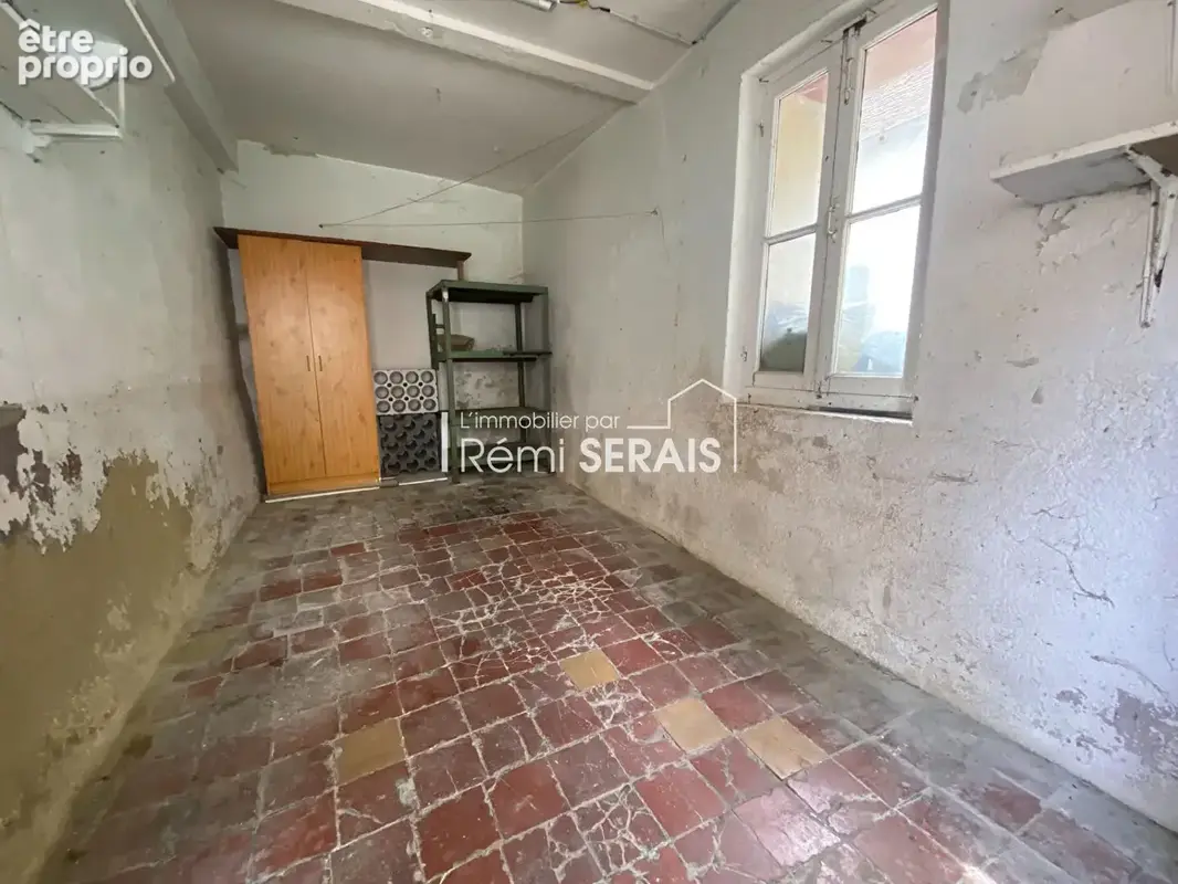 SAINT PIERRE EN AUGE : Maison mitoyenne avec dépendance et garage - photo 8