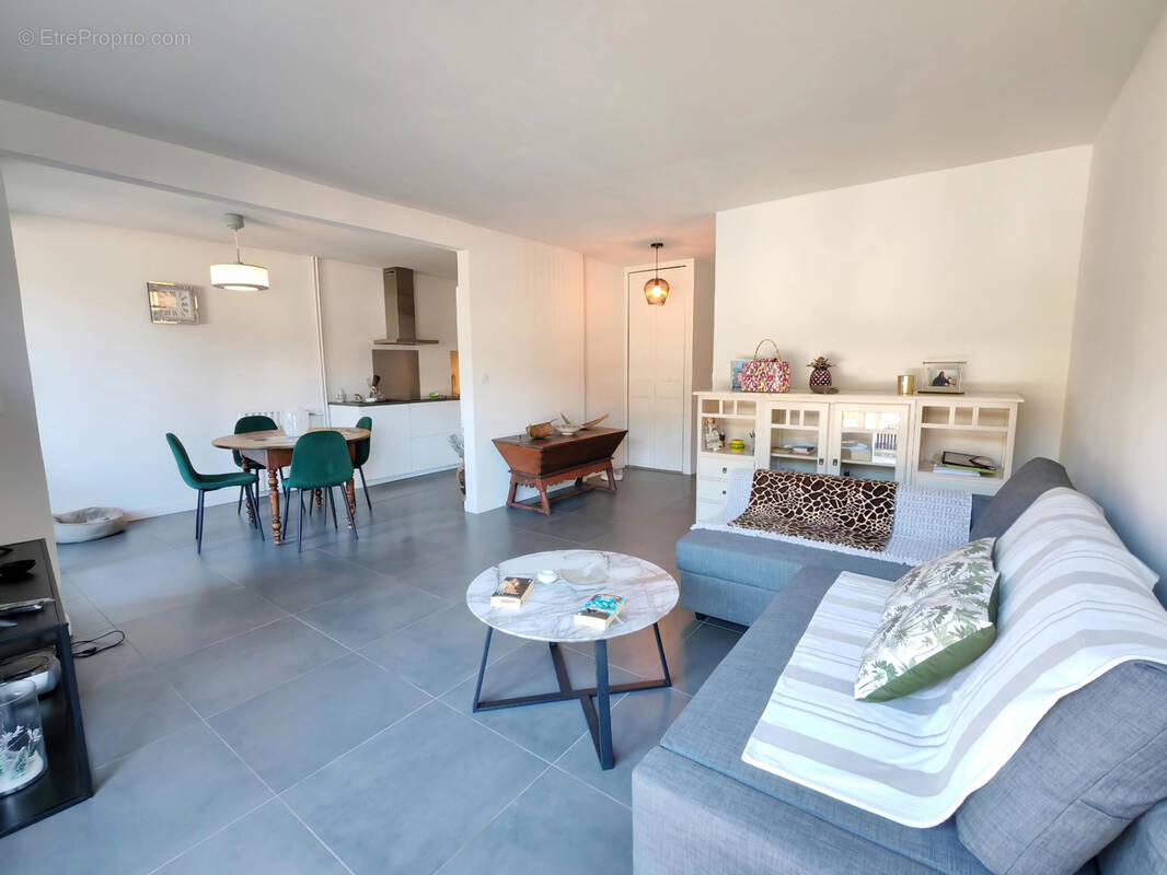 Appartement à LA TRINITE