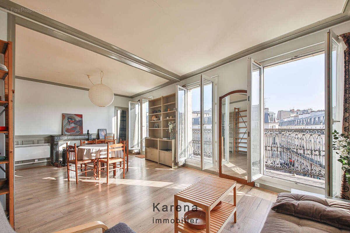 Appartement à PARIS-14E