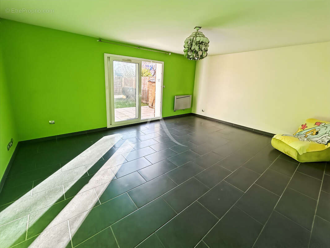 Maison à COURDIMANCHE