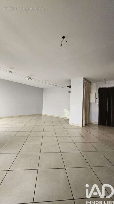 Photo 2 - Appartement à VENISSIEUX