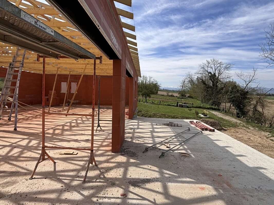 Maison à LA BASTIDE-DE-LORDAT