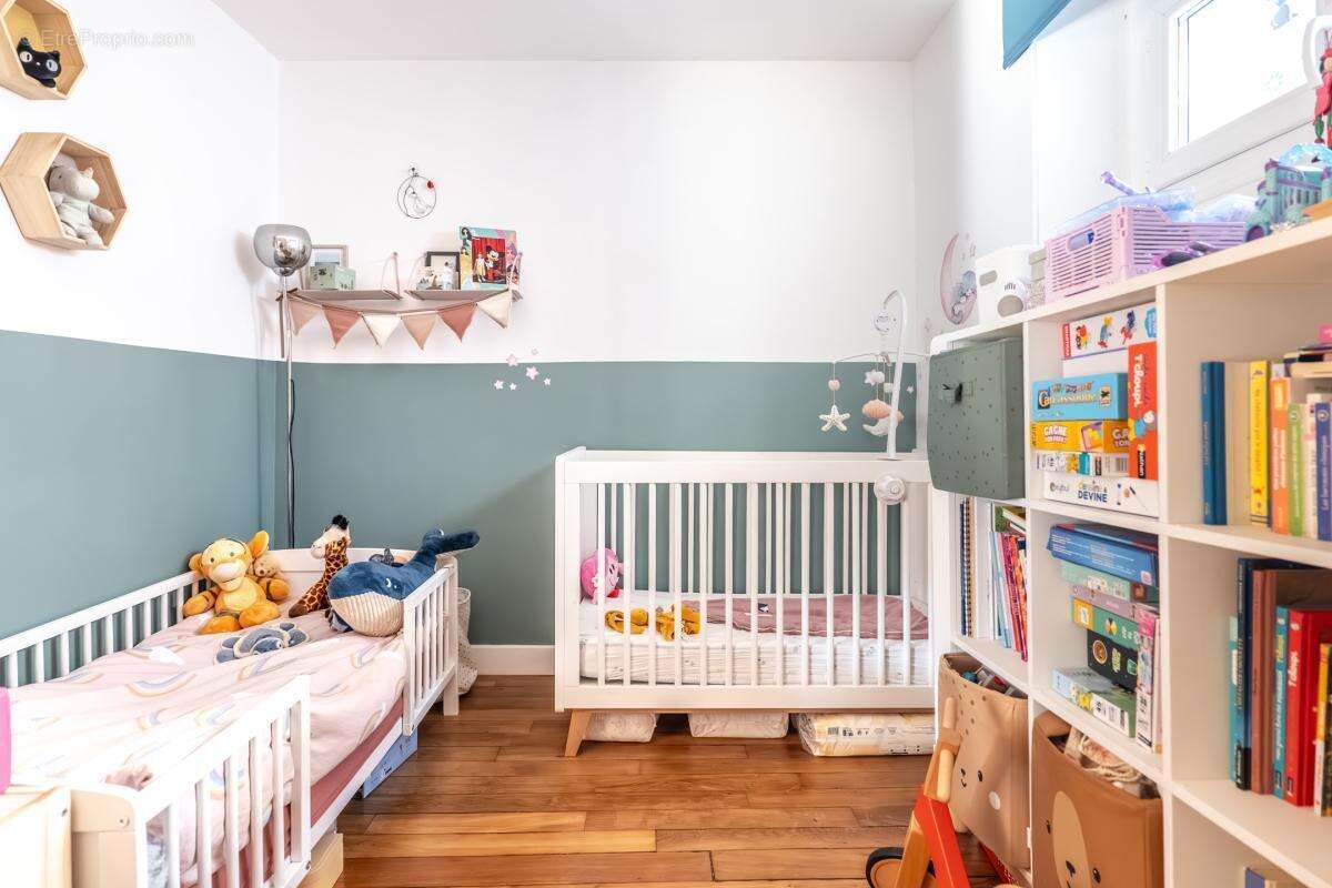 Appartement à PARIS-2E