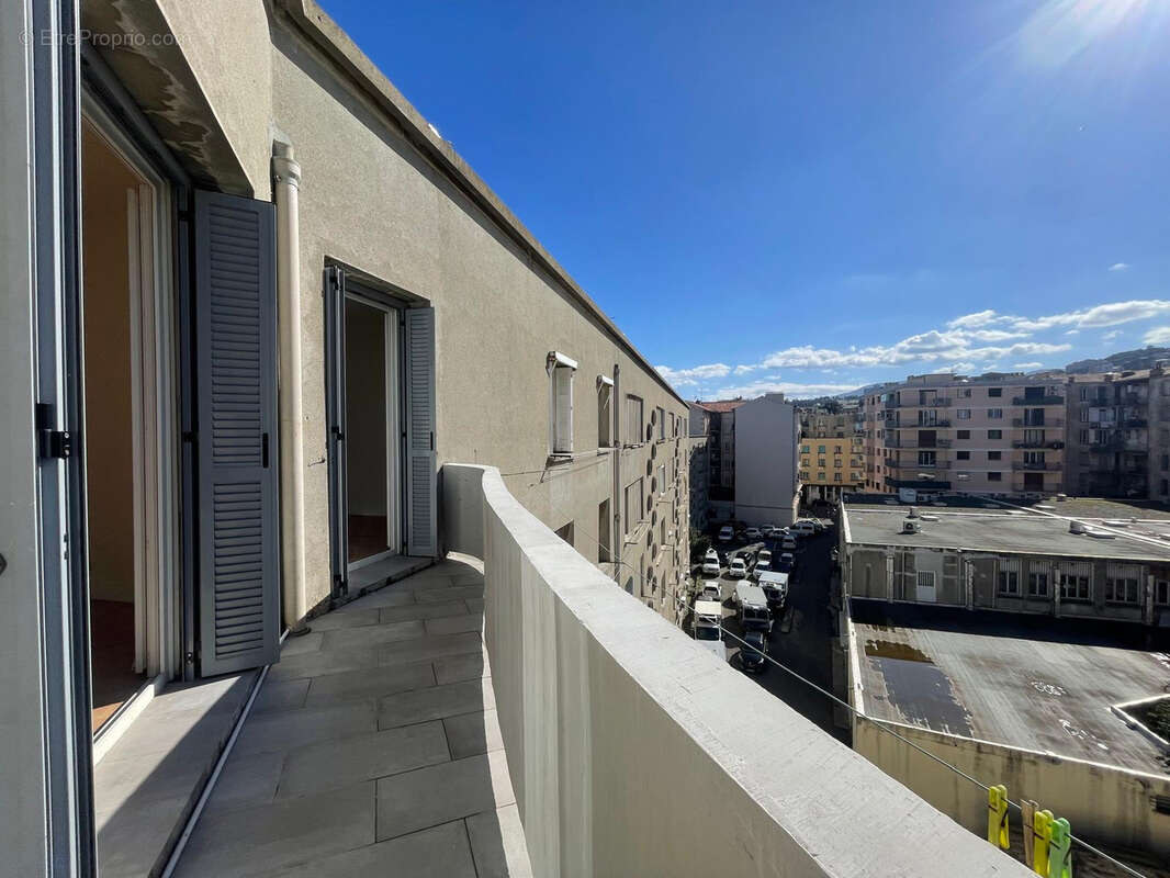 Appartement à SAN-MARTINO-DI-LOTA