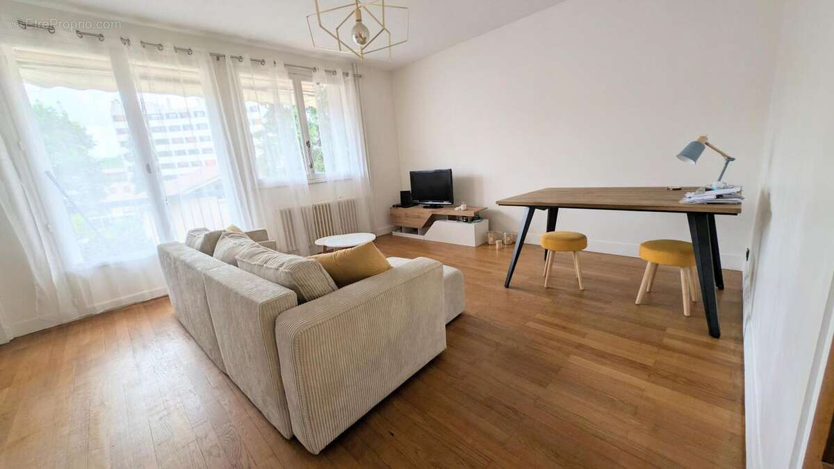 Appartement 86 m² à Bourg-En-Bresse  - photo 2