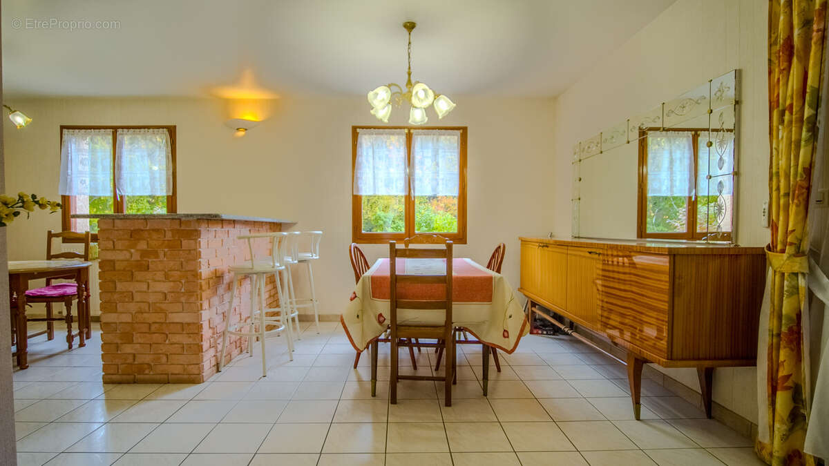 Maison à SAINT-JEOIRE