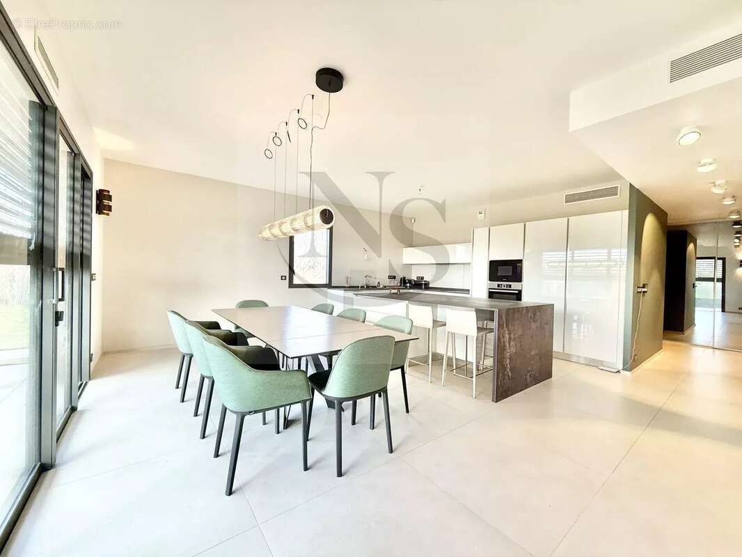 Appartement à AIX-EN-PROVENCE