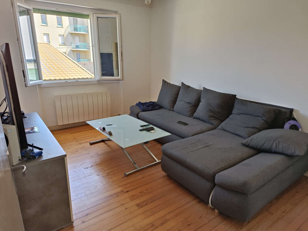 Appartement à LE PEAGE-DE-ROUSSILLON