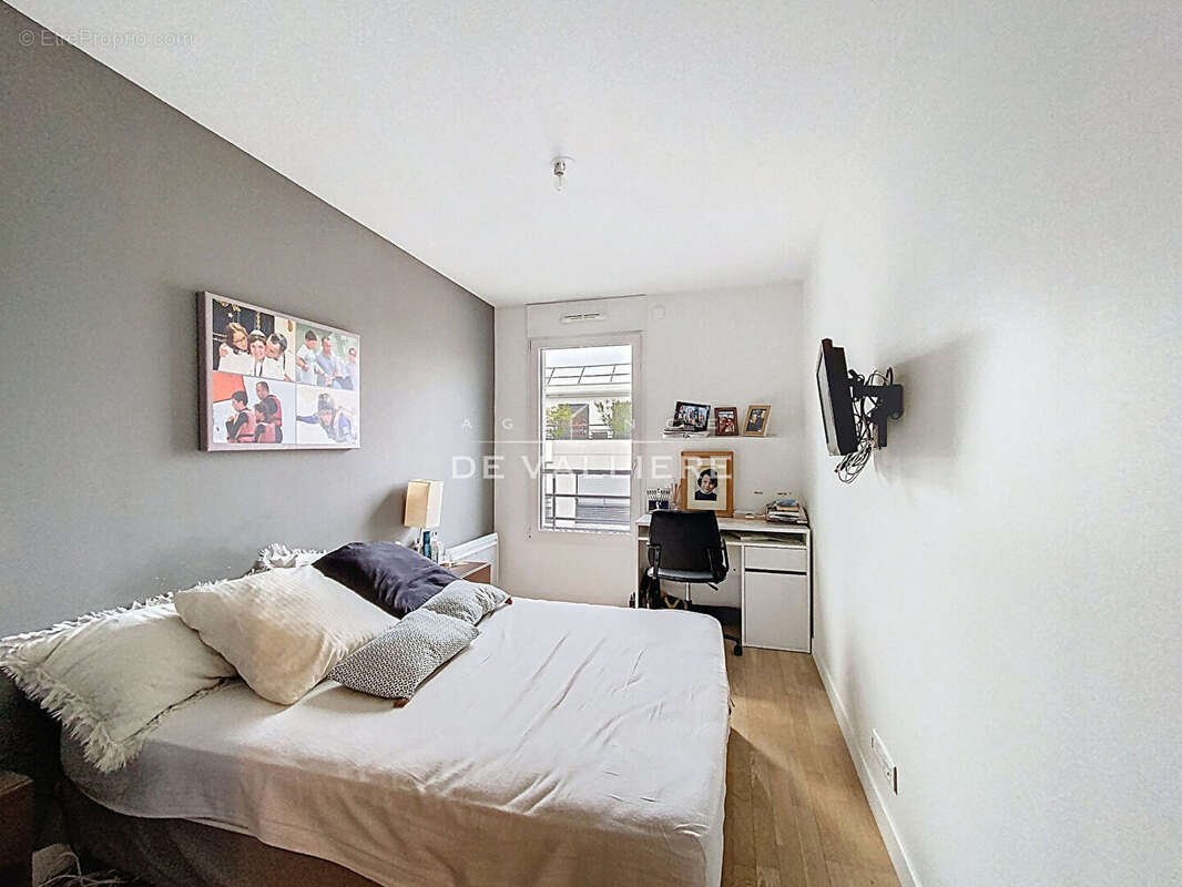 Appartement à SURESNES