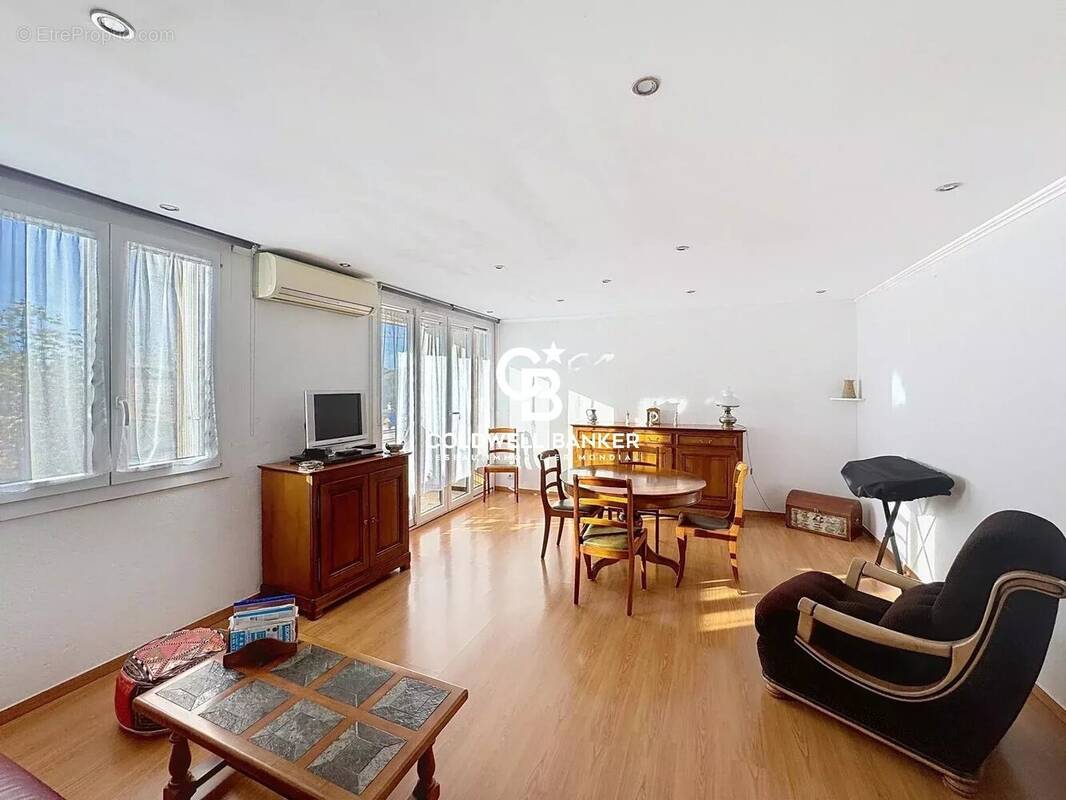 Appartement à SAINT-RAPHAEL