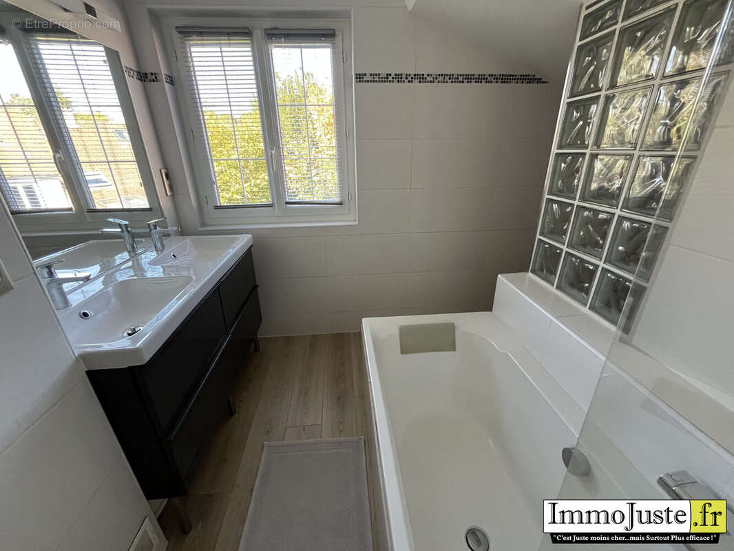 Maison 133 m² à Auffargis  - photo 9