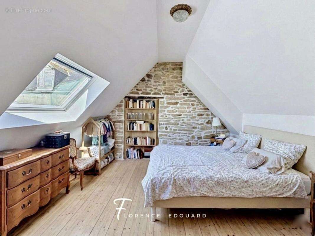 Maison à POULDREUZIC