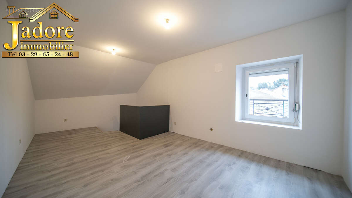 Maison à LA PETITE-RAON