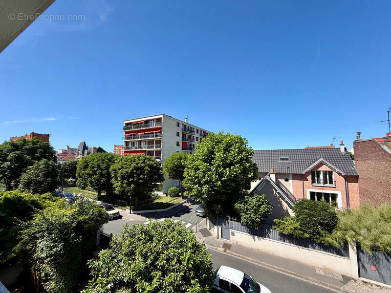 Appartement à COLOMBES