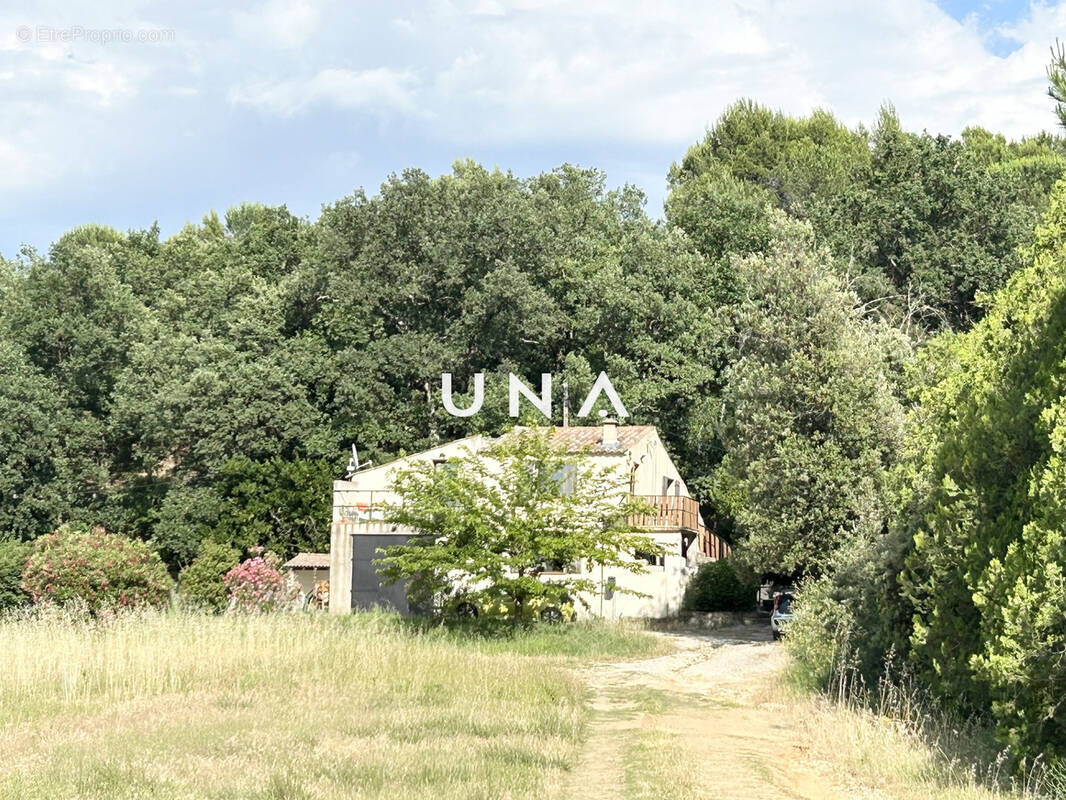 Maison à BAGNOLS-SUR-CEZE
