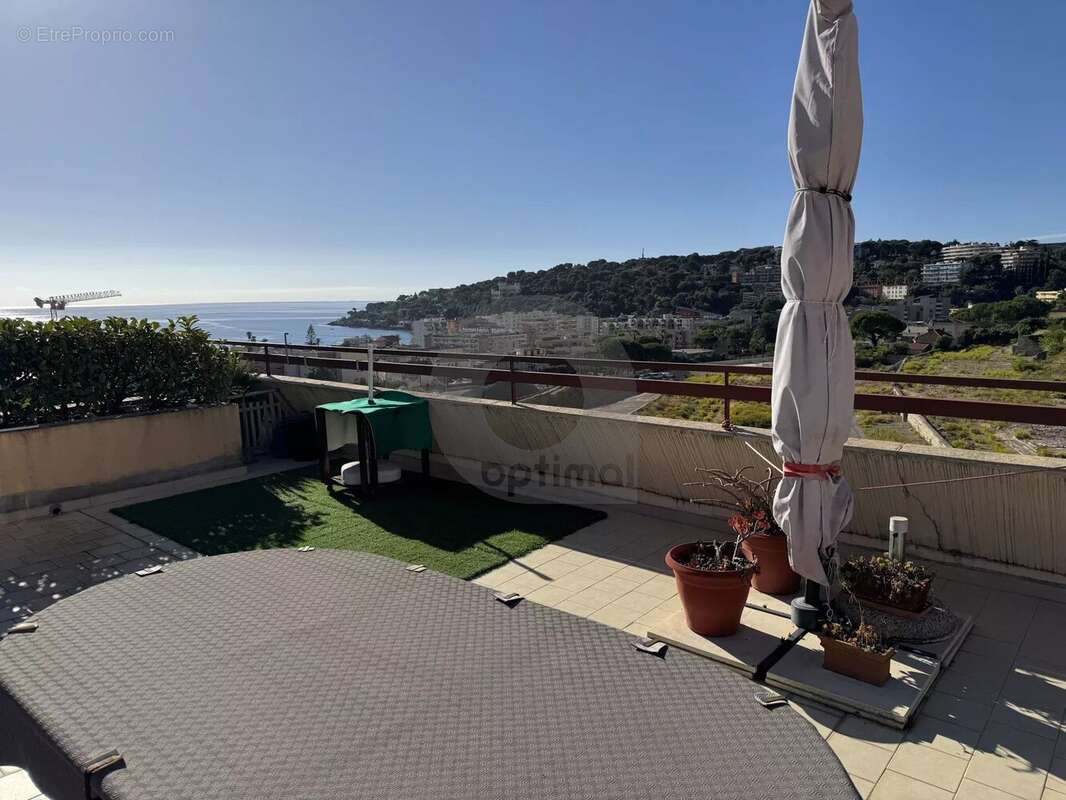 Appartement à ROQUEBRUNE-CAP-MARTIN