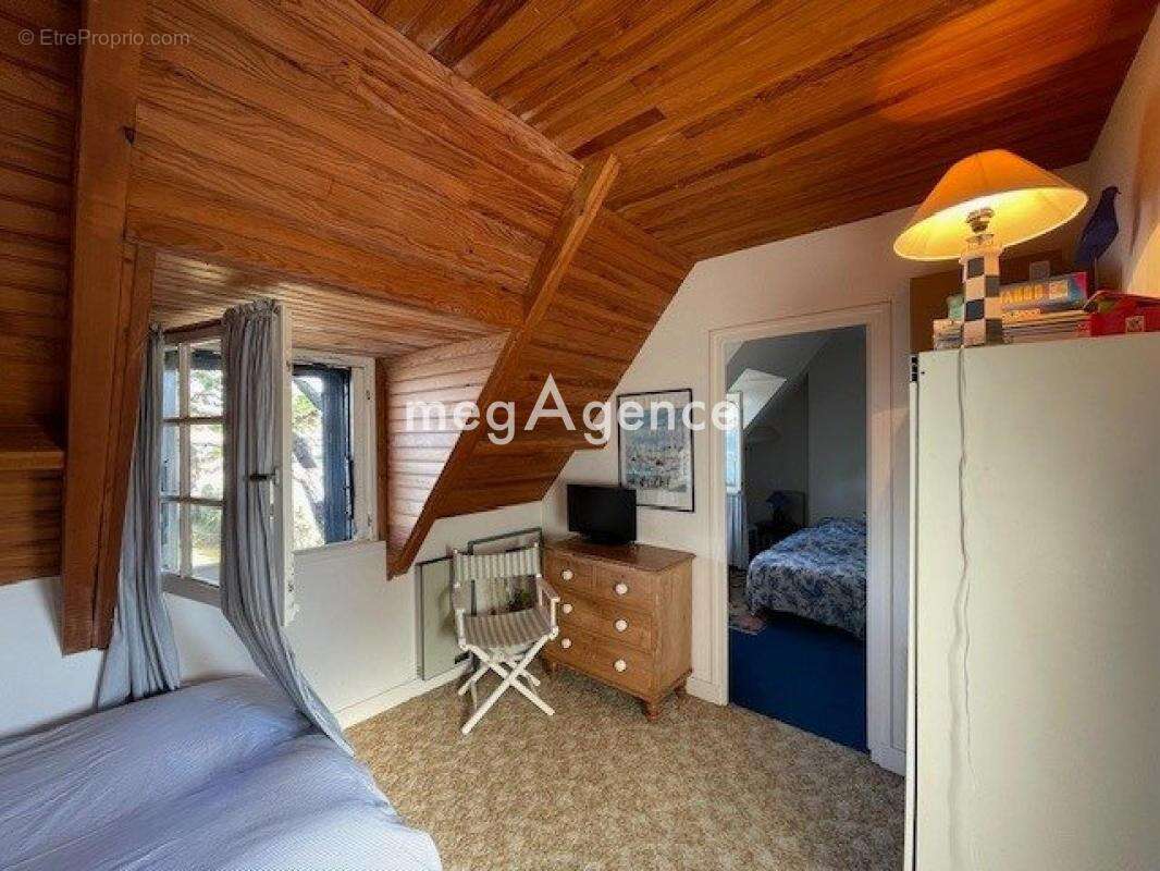 Maison à LARMOR-BADEN