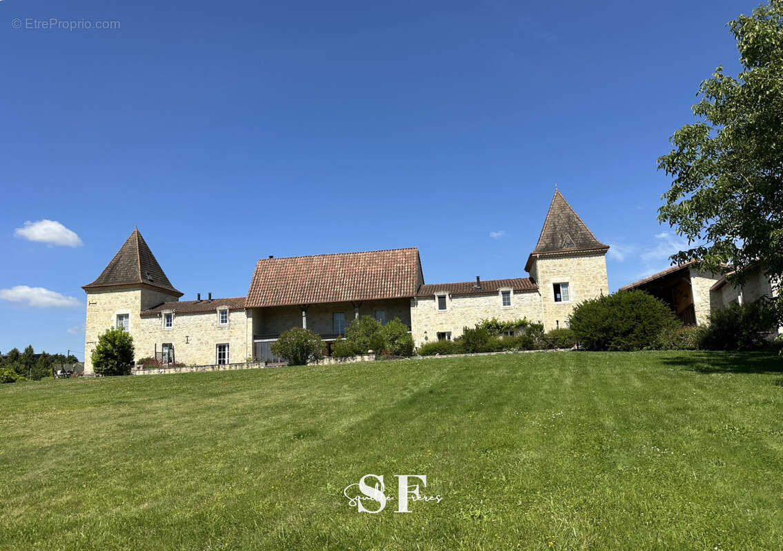 Maison à PRAYSSAS