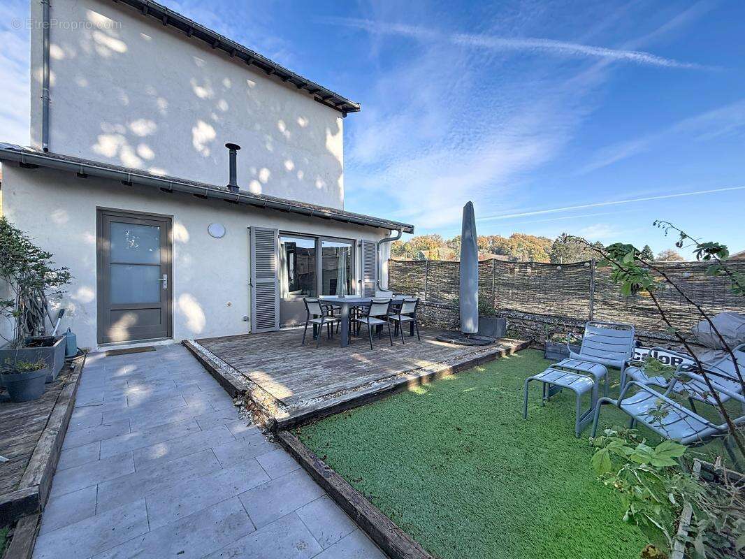 Maison à LES COTES-D&#039;AREY