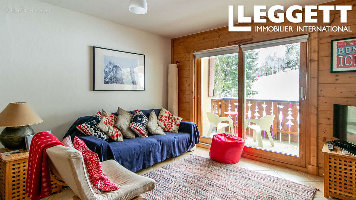 Appartement à MORILLON