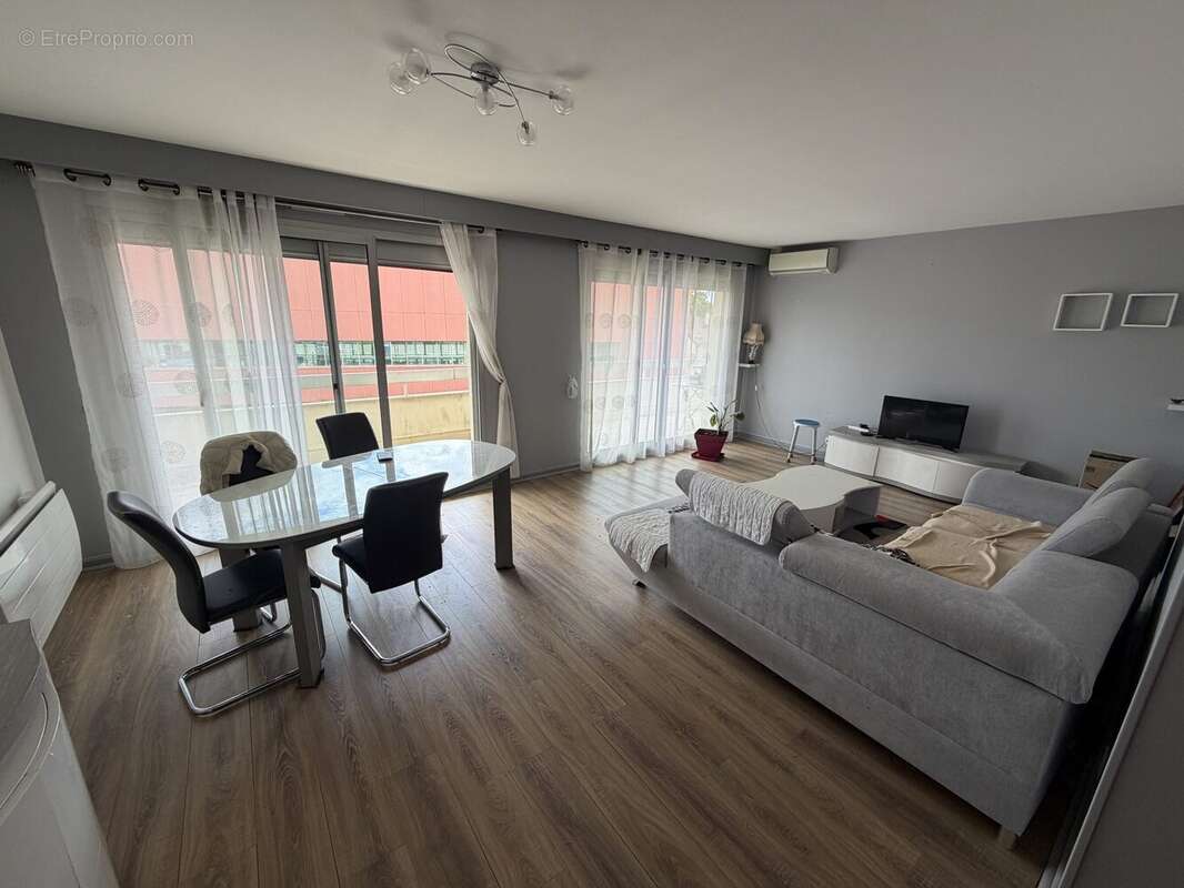 Appartement 108 m² à Gien  - photo 2