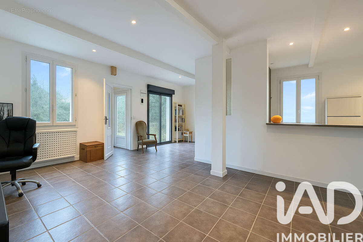 Photo 2 - Maison à MONTREUIL