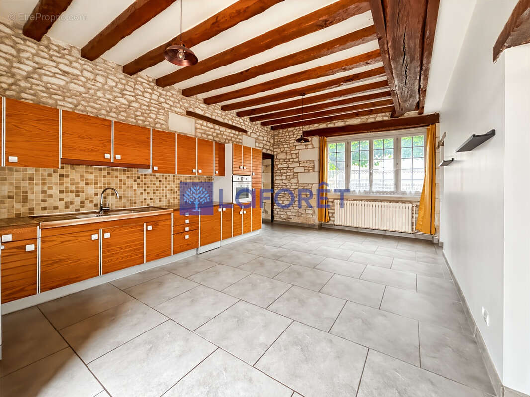 Maison à CEAUX-EN-LOUDUN