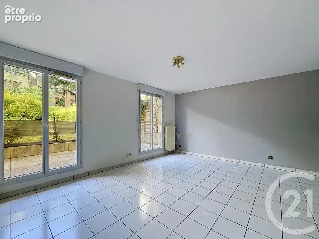 Appartement 49 m² à Lyon-8e  - photo 2