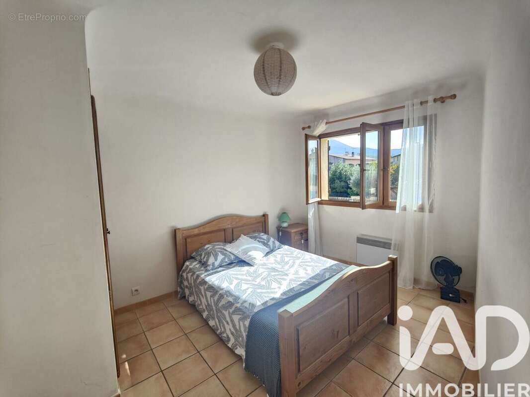 Photo 7 - Appartement à LES SALLES-SUR-VERDON