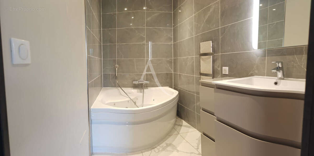 Appartement Peymeinade 2 pièces 45.76 m2, terrasse - photo 5