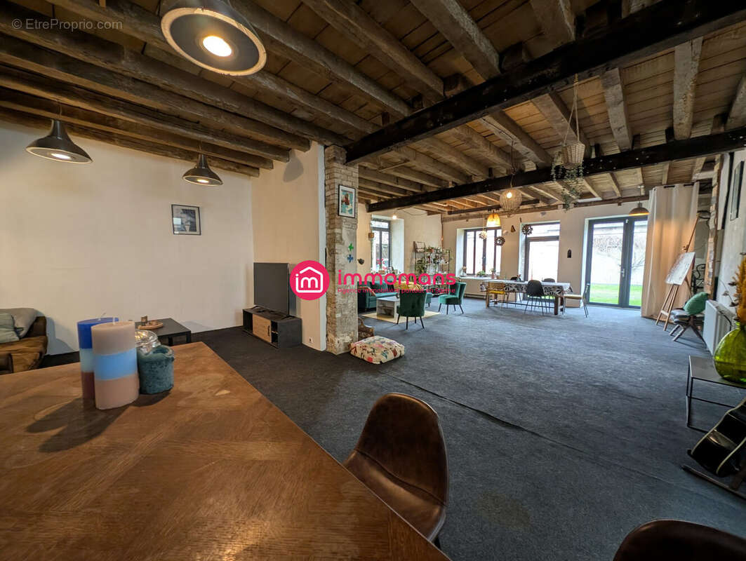 Maison à SAVIGNE-L'EVEQUE