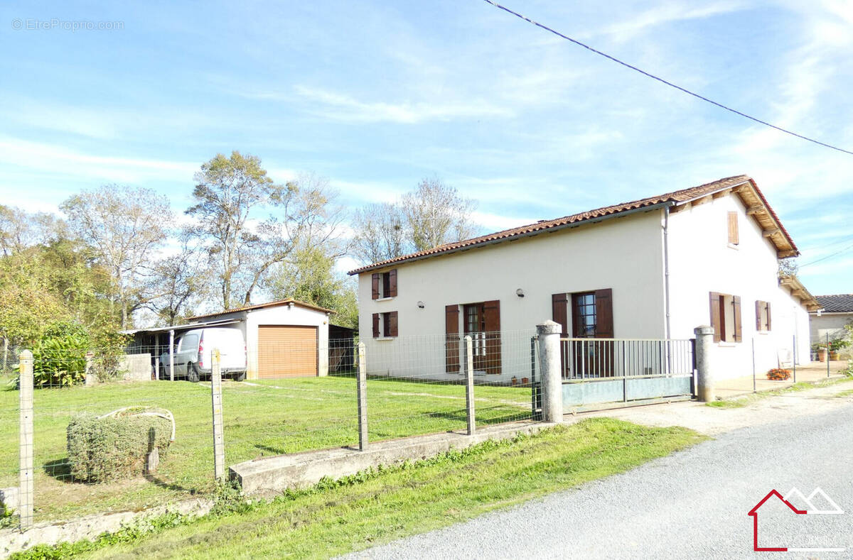Maison à SAINT-PRIVAT-DES-PRES