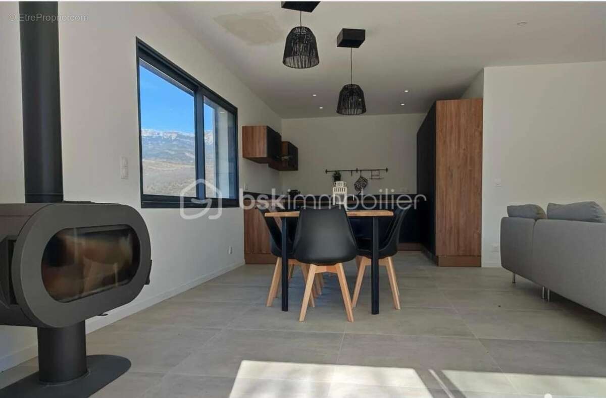 Maison à CASTELLANE