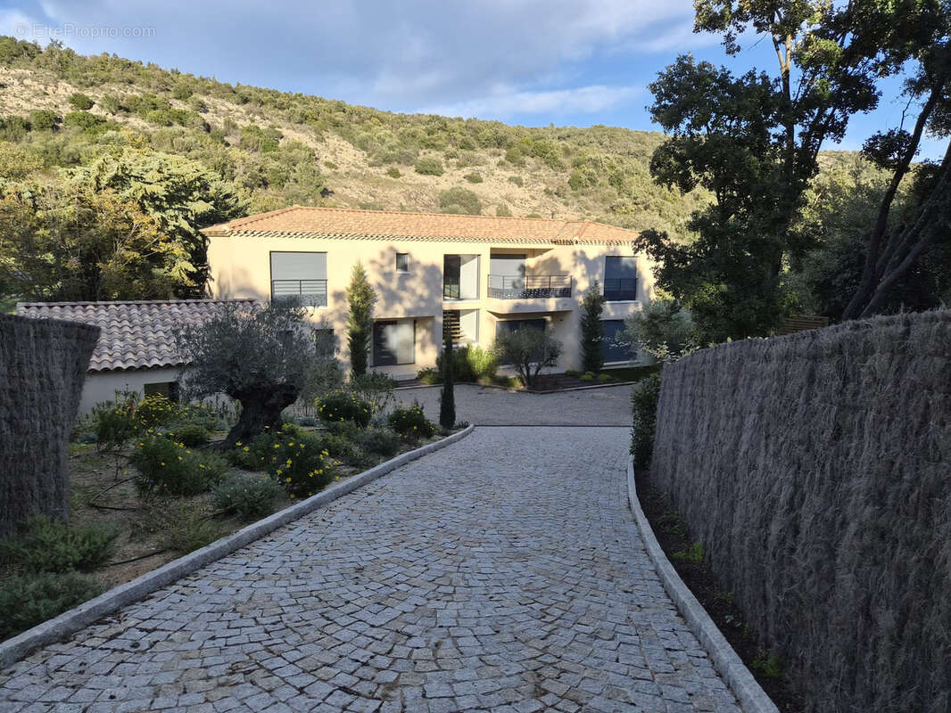 Maison à PLAN-DE-LA-TOUR