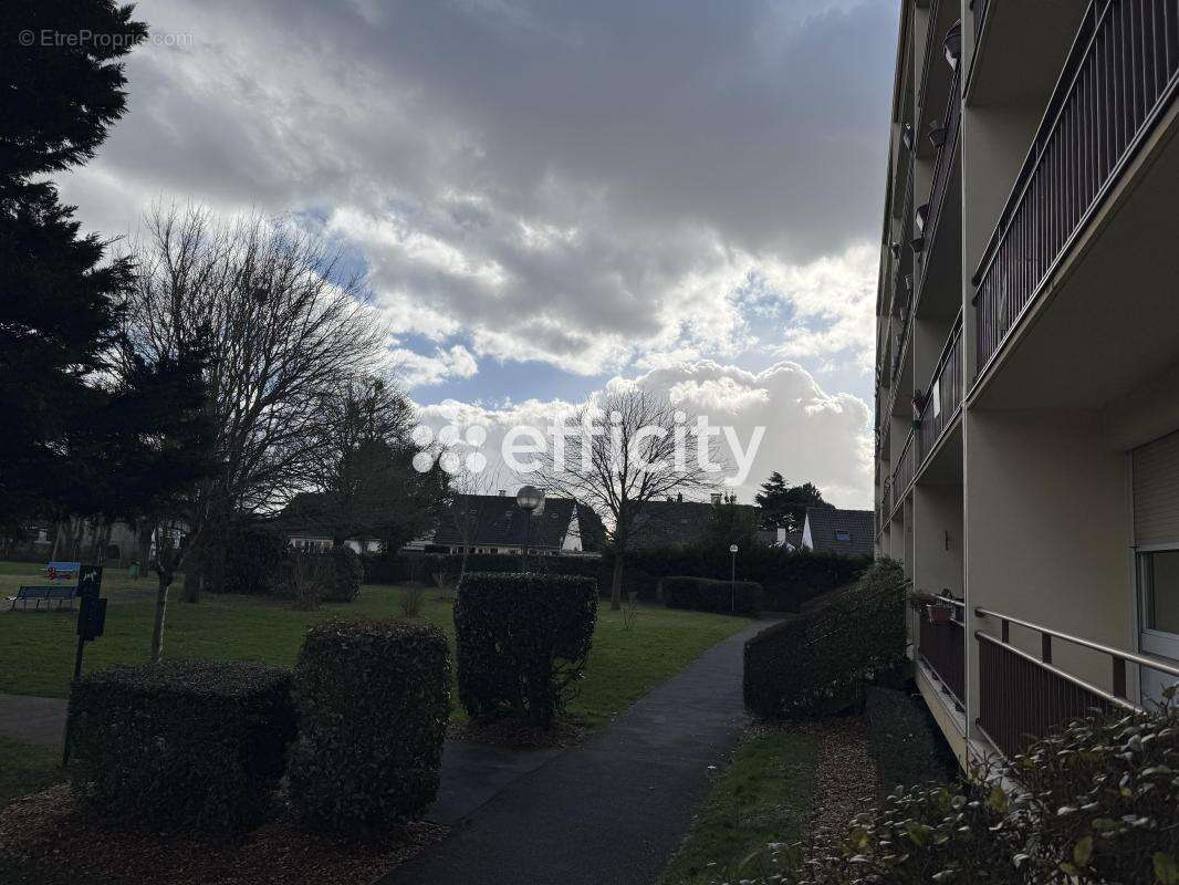 Appartement à SAINT-MICHEL-SUR-ORGE