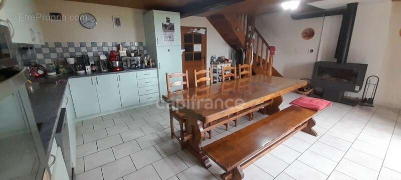 Maison à LURCY-LEVIS